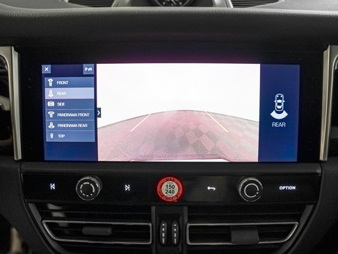 Certified 2023 Porsche Macan image 21