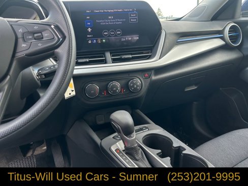 Used 2024 Chevrolet Trax LS w/ LS Convenience Package image 20
