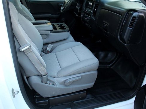 Used 2015 Chevrolet Silverado 1500 W/T w/ Trailering Package image 18