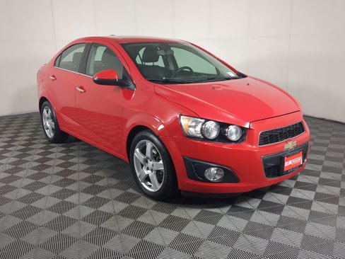 Used 2015 Chevrolet Sonic LTZ image 1