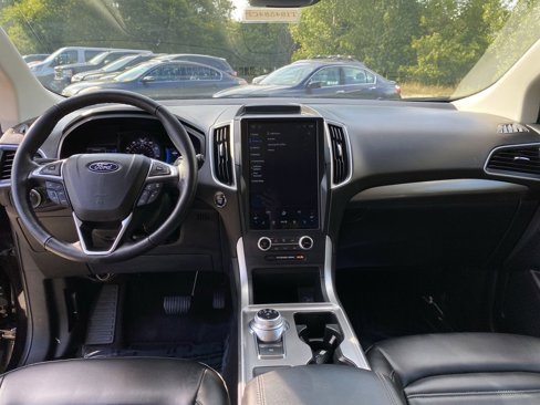 Certified 2023 Ford Edge SEL image 6