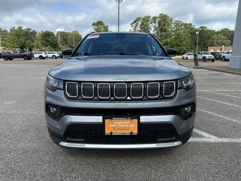 Used 2022 Jeep Compass Limited image 3