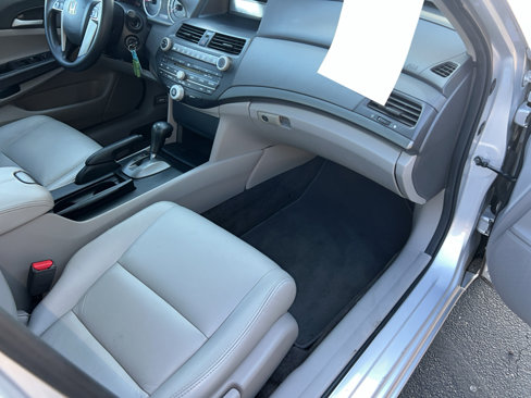 Used 2010 Honda Accord LX image 27