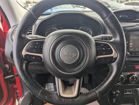 Used 2016 Jeep Renegade Limited image 24