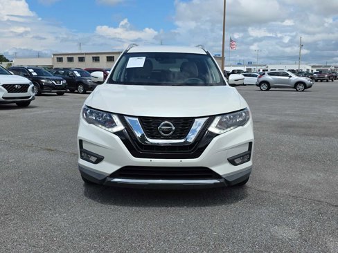 Used 2019 Nissan Rogue SV image 3