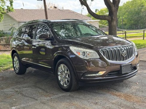 Used 2017 Buick Enclave Leather image 2