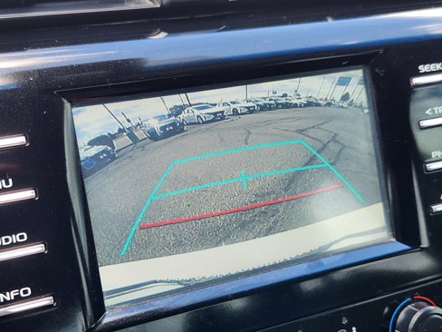 Used 2018 Toyota Camry LE image 20
