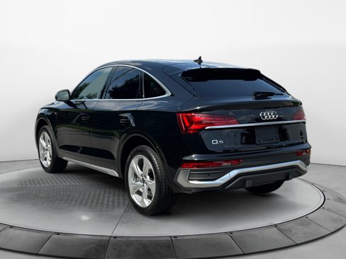 Certified 2025 Audi Q5 2.0T Premium Plus image 5