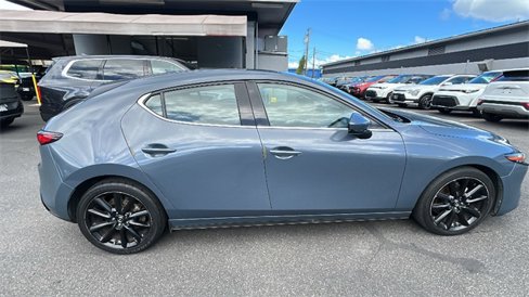 Used 2020 MAZDA MAZDA3 Hatchback w/ Premium Package image 6