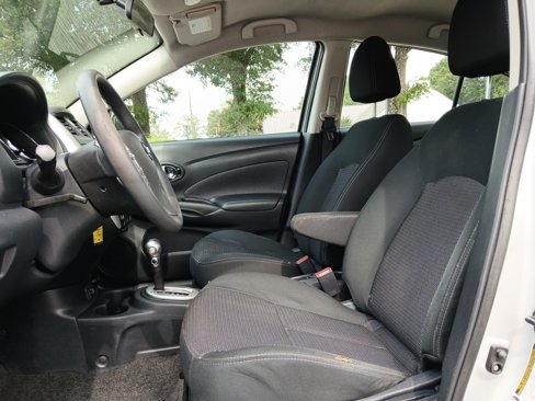 Used 2019 Nissan Versa SV image 18