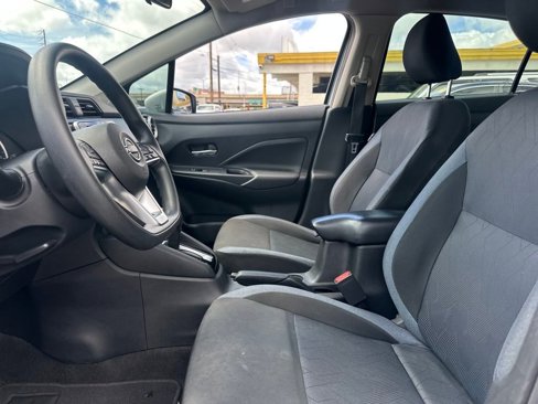Used 2023 Nissan Versa SV image 13