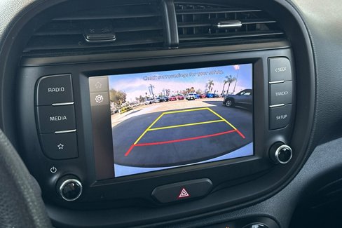 Used 2023 Kia Soul LX w/ LX Technology Package image 24