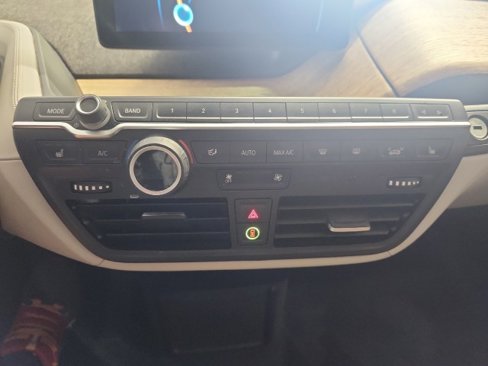 Used 2014 BMW i3 w/ Range Extender image 16