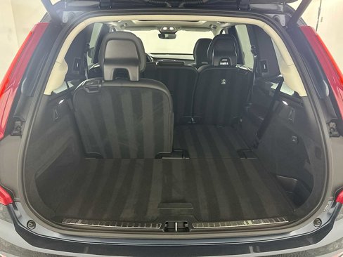 Certified 2024 Volvo XC90 B5 Core image 25
