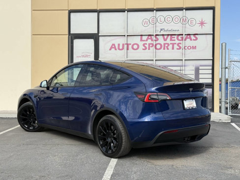 Used 2020 Tesla Model Y Long Range image 9