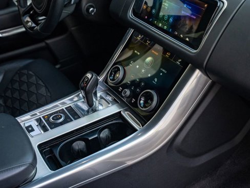 Used 2022 Land Rover Range Rover Sport SVR image 43