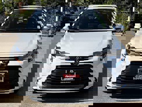 Used 2024 Toyota Corolla LE image 7