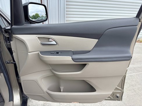 Used 2012 Honda Odyssey EX-L image 35