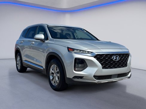 Used 2020 Hyundai Santa Fe SE image 9