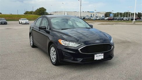 Used 2020 Ford Fusion S image 3