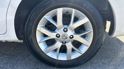 Used 2018 Nissan Versa SV image 14