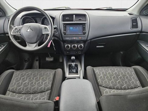 Used 2024 Mitsubishi Outlander Sport AWD image 16