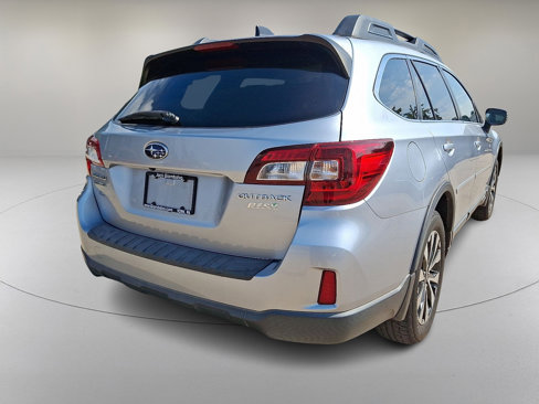 Used 2016 Subaru Outback 2.5i Limited image 10