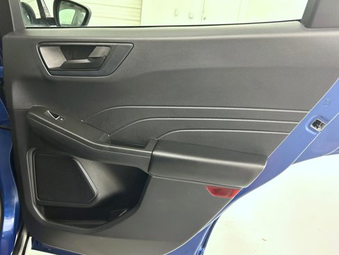 Used 2022 Ford Escape SE w/ Cold Weather Package image 17