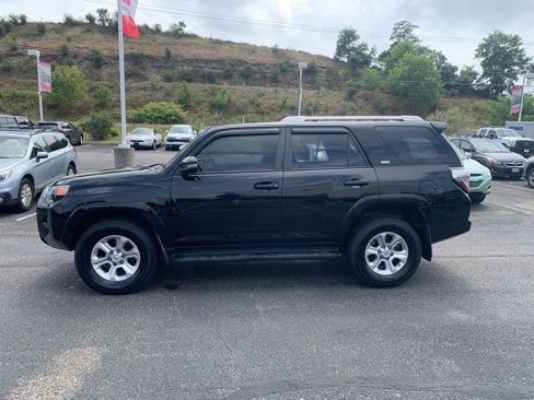 Used 2018 Toyota 4Runner SR5 Premium image 9