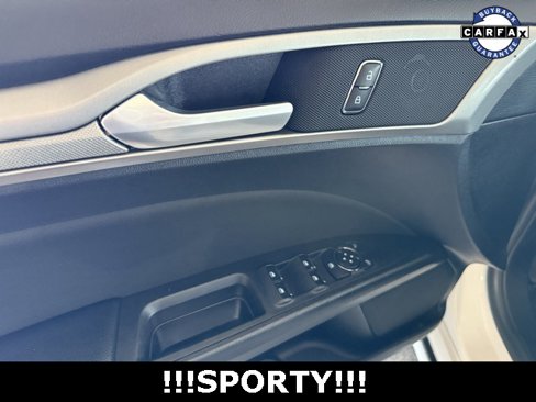 Used 2020 Ford Fusion SE image 23