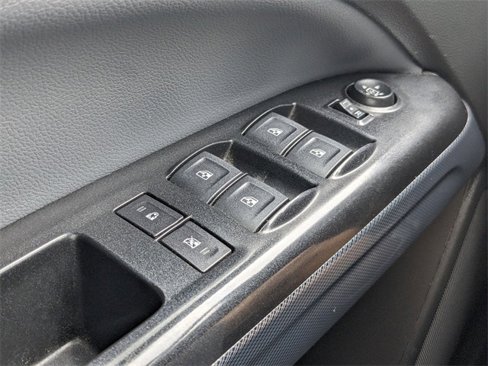 Used 2022 Chevrolet Colorado Z71 w/ Z71 Midnight Edition image 23