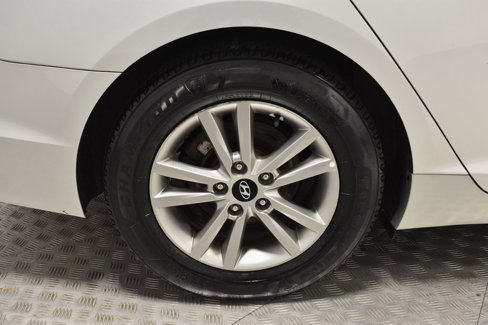 Used 2017 Hyundai Sonata SE w/ Cargo Package image 36