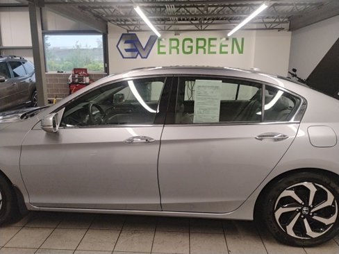 Used 2016 Honda Accord EX-L image 4