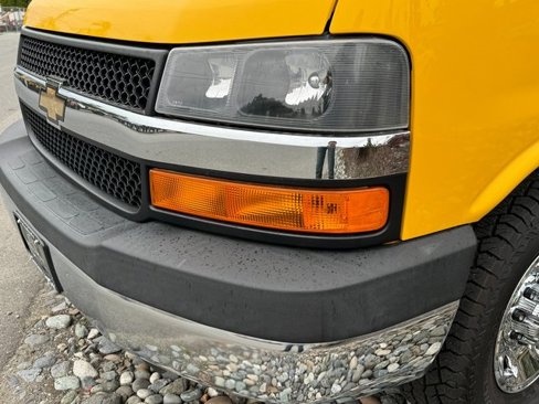 Used 2014 Chevrolet Express 3500 image 7