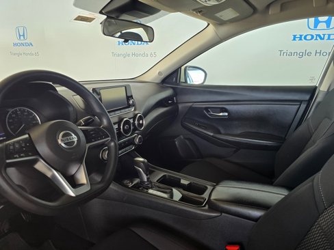 Used 2023 Nissan Sentra S image 7