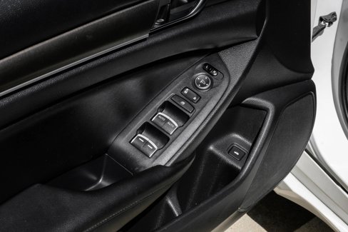 Used 2019 Honda Accord LX image 37
