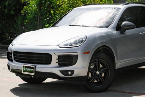 Used 2016 Porsche Cayenne S image 6
