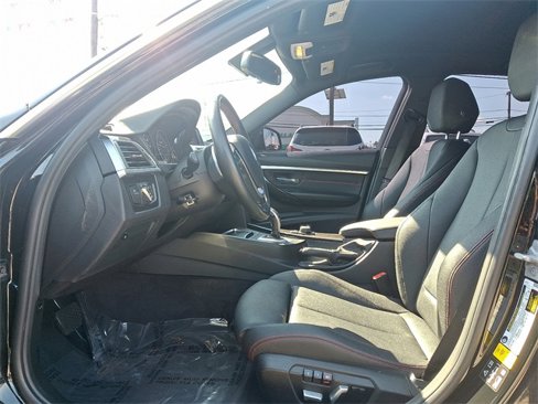Used 2018 BMW 330i xDrive Sedan image 13