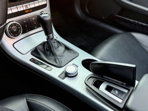 Used 2014 Mercedes-Benz SLK 250 image 39