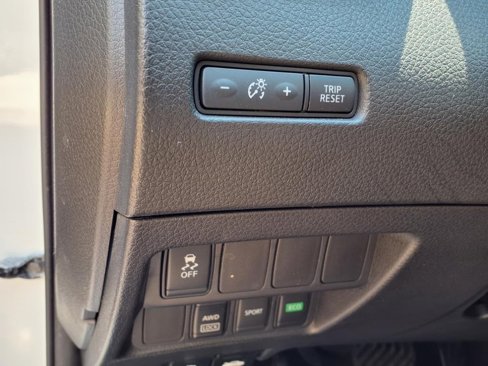 Used 2017 Nissan Rogue S w/ S Appearance Package image 18