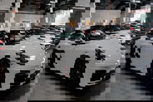Used 2015 Porsche Cayman image 24