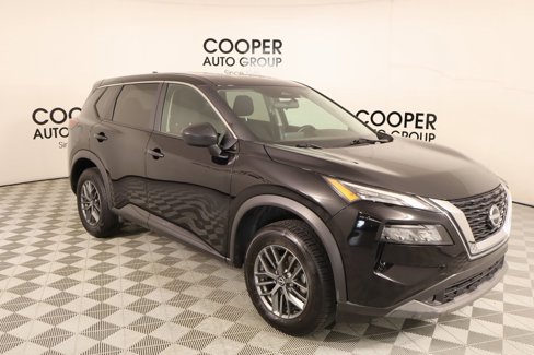 Used 2023 Nissan Rogue S image 1