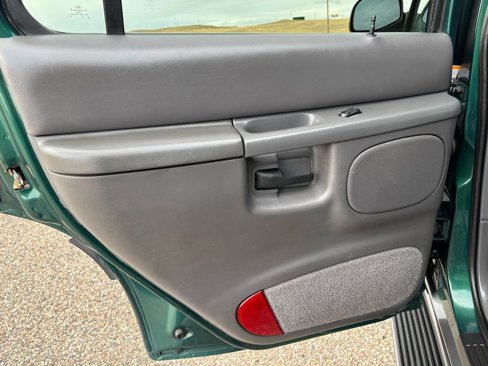 Used 1999 Mercury Mountaineer 4WD image 15