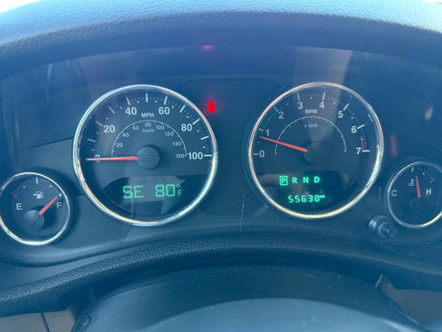 Used 2015 Jeep Wrangler Sahara w/ Connectivity Group image 19