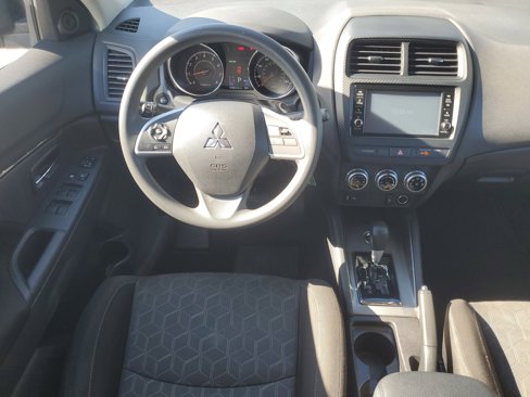 Used 2023 Mitsubishi Outlander Sport ES image 10