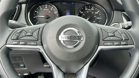 Used 2019 Nissan Rogue Sport SV image 12