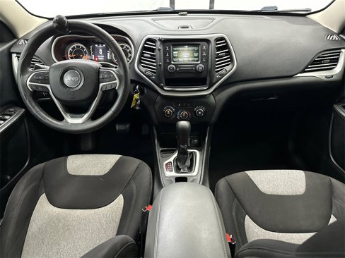 Used 2014 Jeep Cherokee Sport image 21