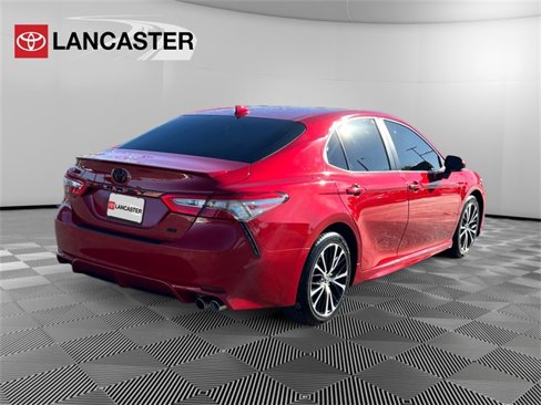 Certified 2019 Toyota Camry SE w/ Convenience Package image 5