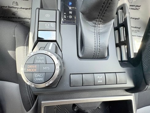 New 2025 Toyota Tacoma TRD Off-Road image 34