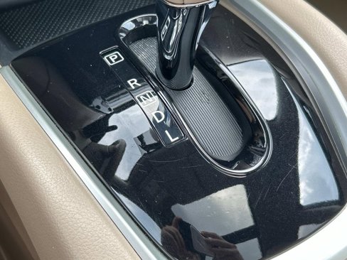 Used 2015 Nissan Rogue SL w/ SL Premium Package image 27
